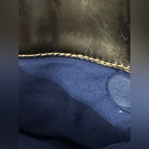 HYPE Black Leather Soho Shoulder Bag - Picture 5 of 9